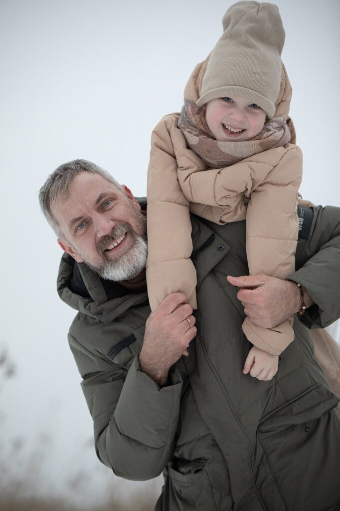 1歳の雪遊びに必要な持ち物は何ですか？