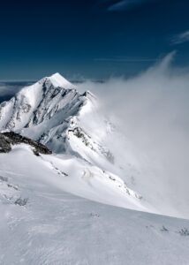 雪山での雪遊びは子どもにとって危険？